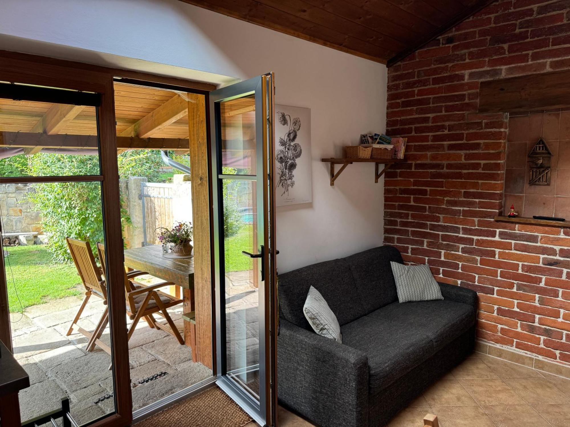 Kamenny Apartman Libunec Exteriör bild